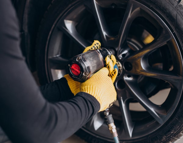 Šmejkal AUTOSERVIS pneuservis